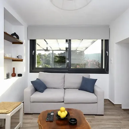 John's Stafilos Skopelos Town